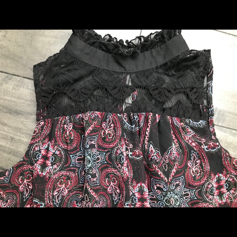 Romper🌹🖤 - Picture 3 of 8